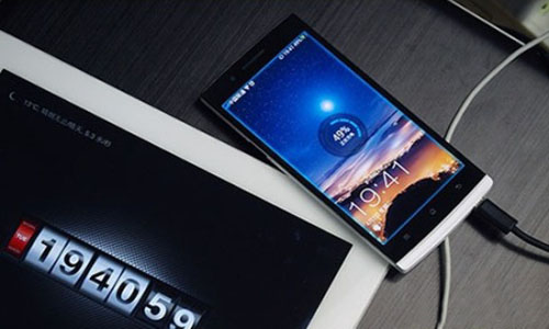 睡覺手機(jī)充電易胖？來張防藍(lán)光膜吧